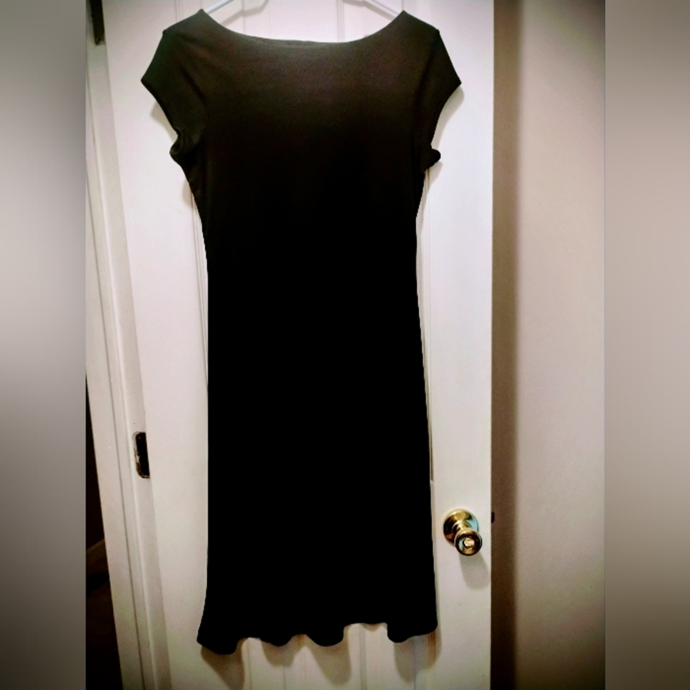 DRESS Sale Isaac Mizrahi Classic Black Midi Dress